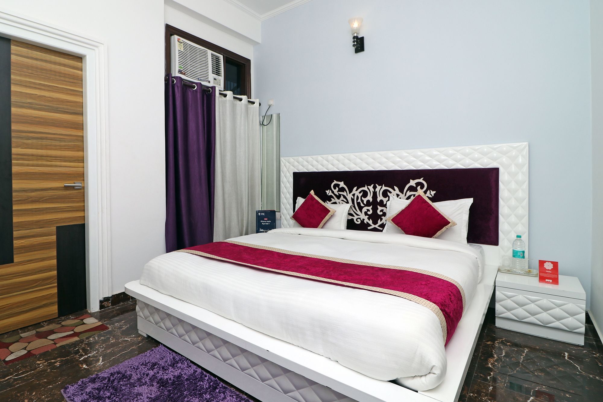 Oyo 10810 Sangvi Palace Велика Нойда Екстер'єр фото